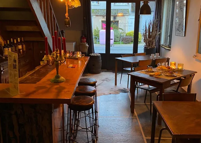 La Bouchere 33
